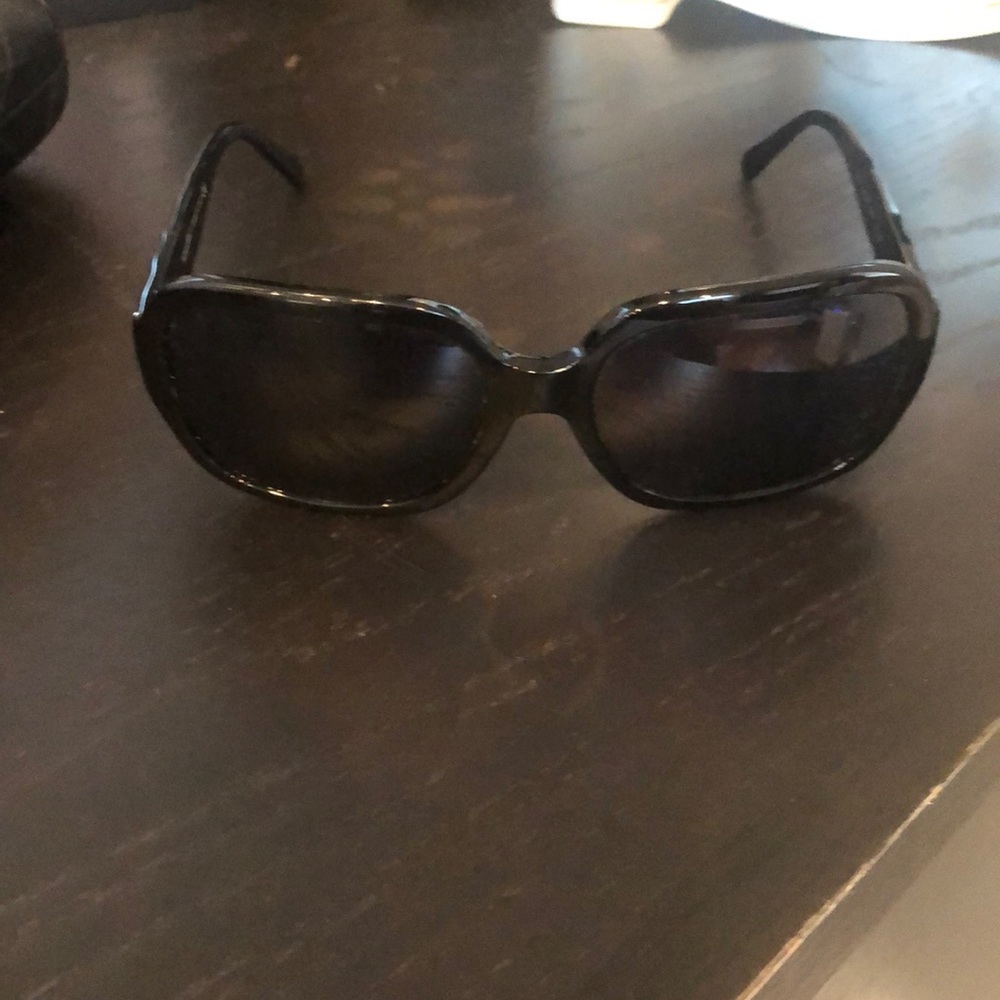 Chanel sunglasses style number 5124